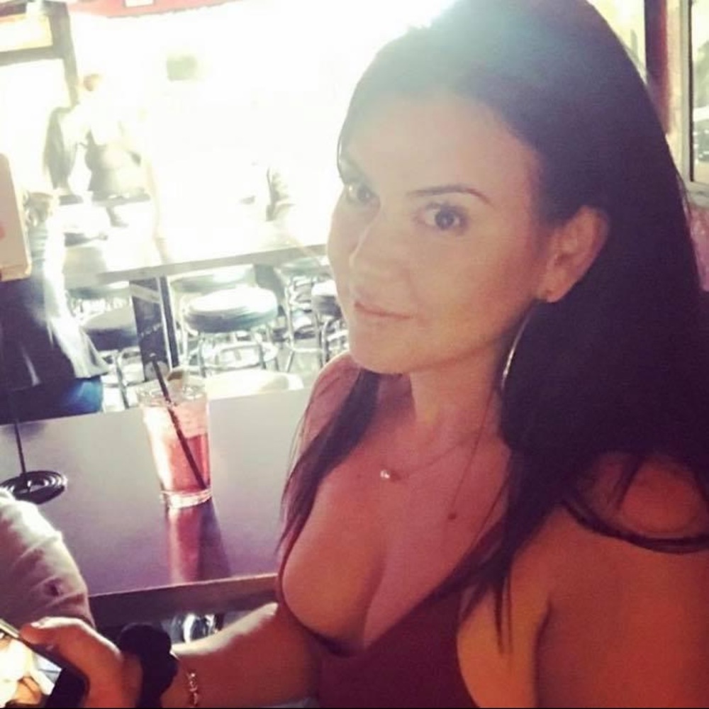 Meet your Posher, Gina